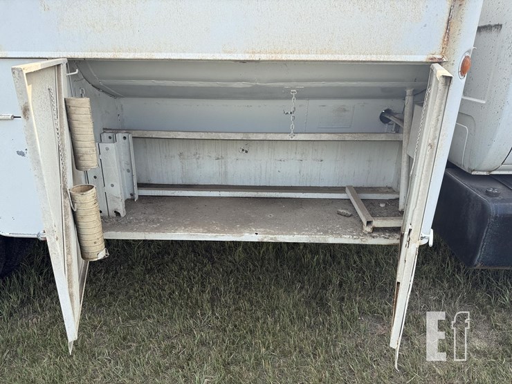 1981-gmc-7000-image-13