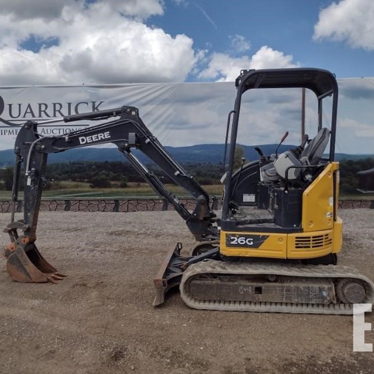 2021 DEERE 26G