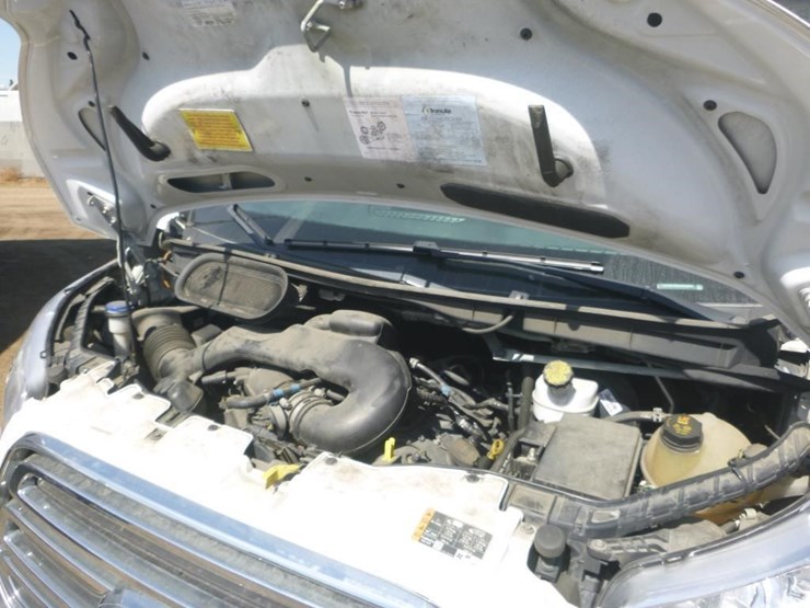 2018-ford-e350-image-13