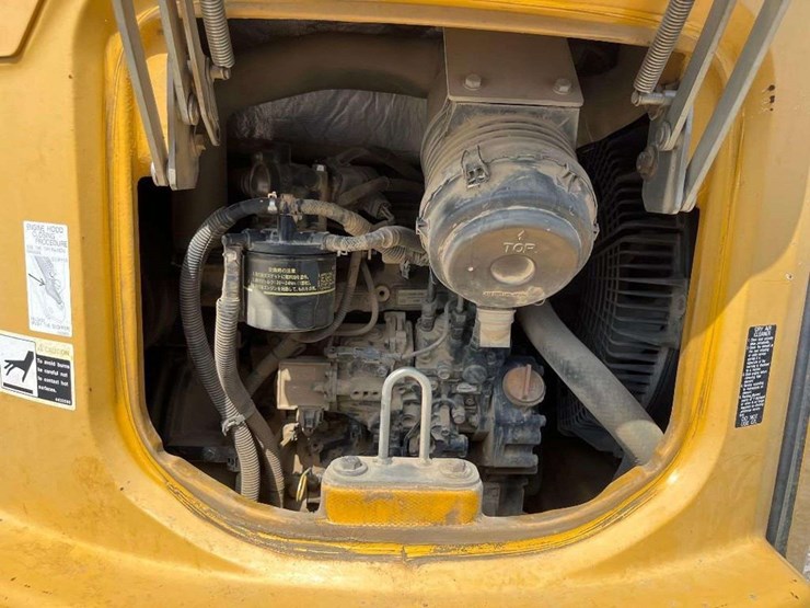 2016-deere-35g-image-8