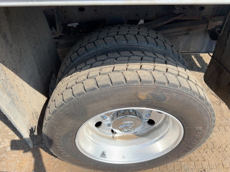2016-dodge-ram-5500-image-10