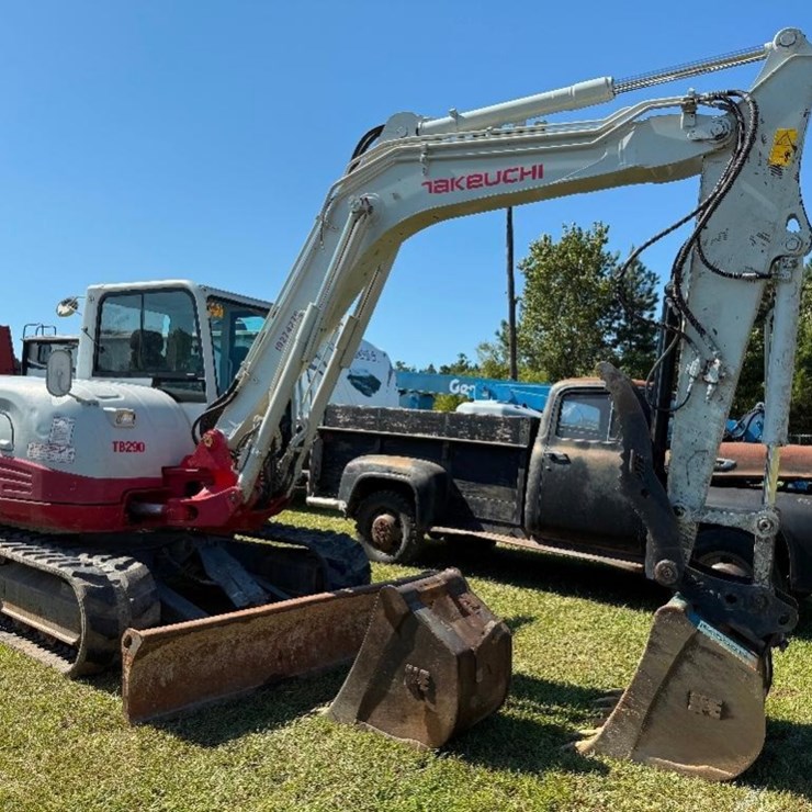 TAKEUCHI TB290