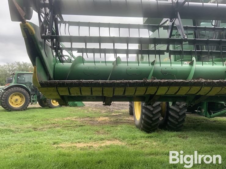 2005-john-deere-630f-image-12