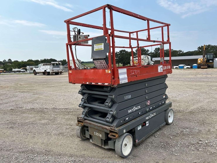 2018-skyjack-sjiii4740-image-3