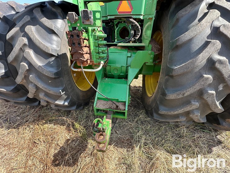 john-deere-9220-image-9