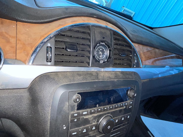 2009-buick-enclave-cxl-image-24