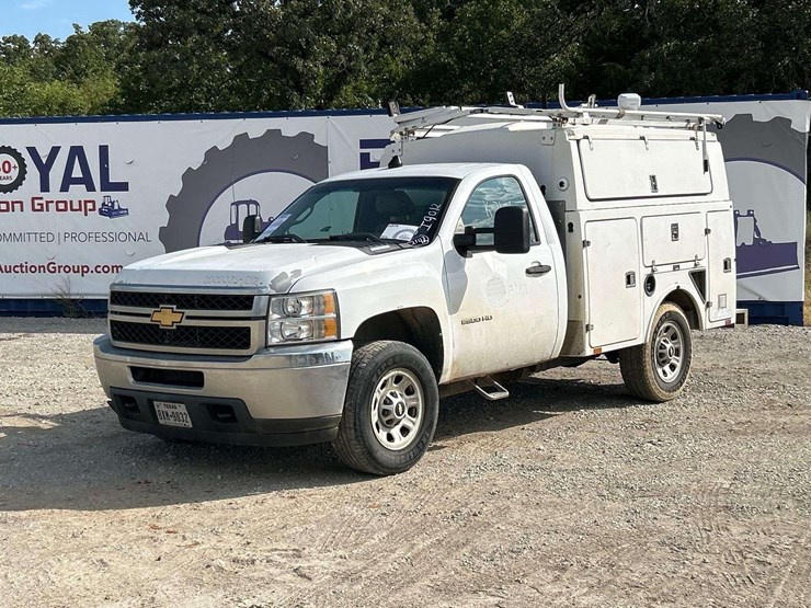 2012-chevrolet-silverado-2500-image-1
