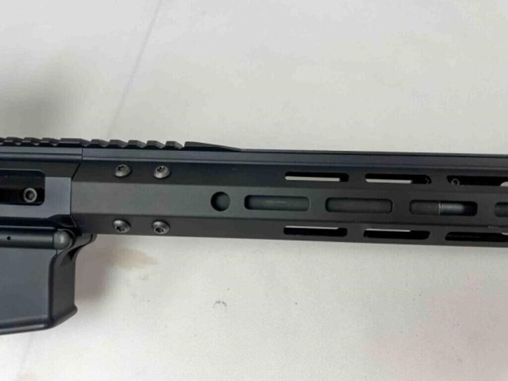 aero-precision-5.56-rifle-image-11