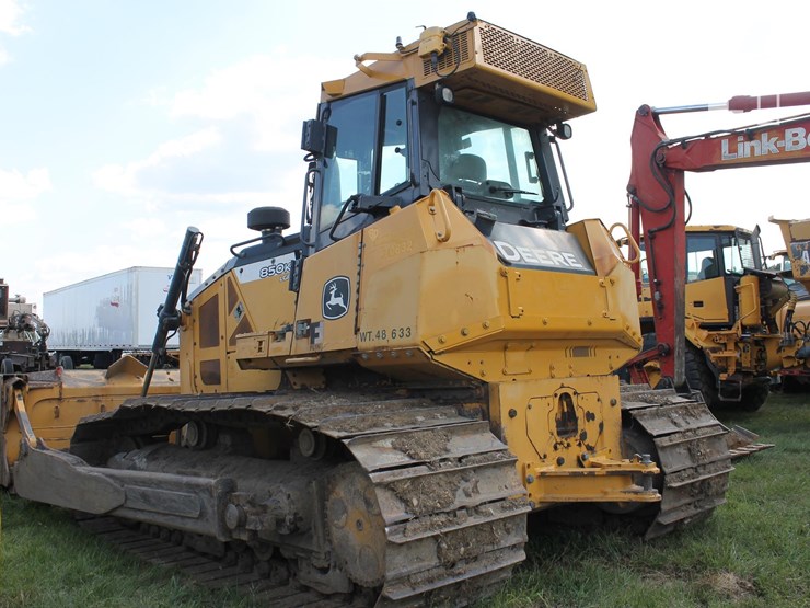 2015-deere-850k-image-5