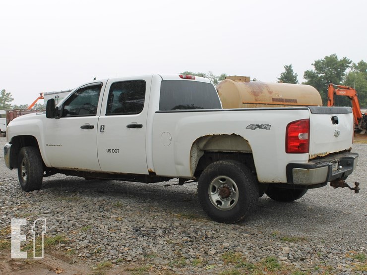 2007-chevrolet-2500-image-11