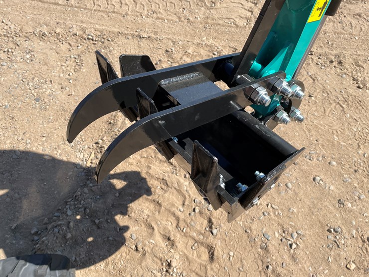#9451-•-2025-unused-cfg-mini-excavator-image-7