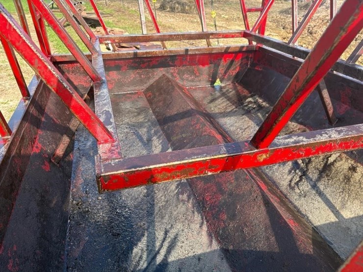 pmc-500-bale-feeder-image-3