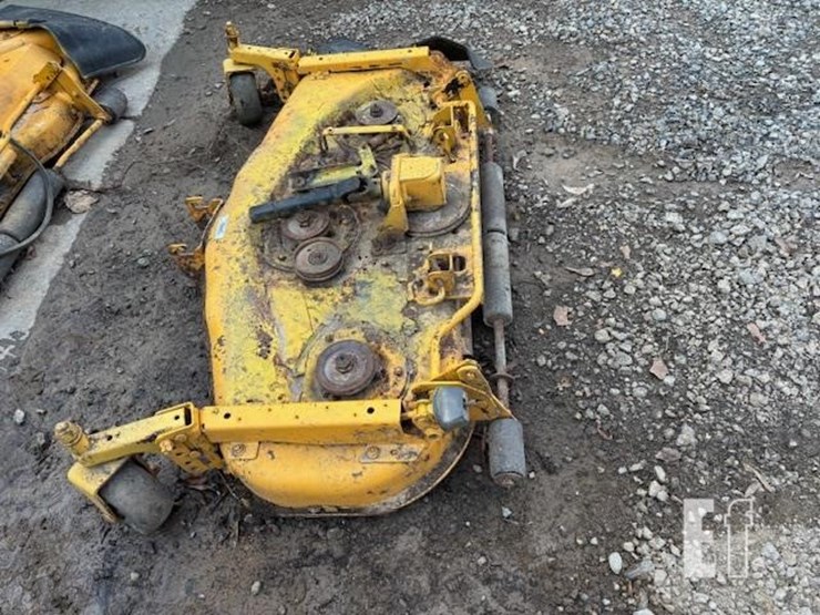 cub-cadet-48"-mowing-deck-image-4