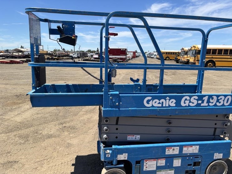2017-genie-gs1930-image-7