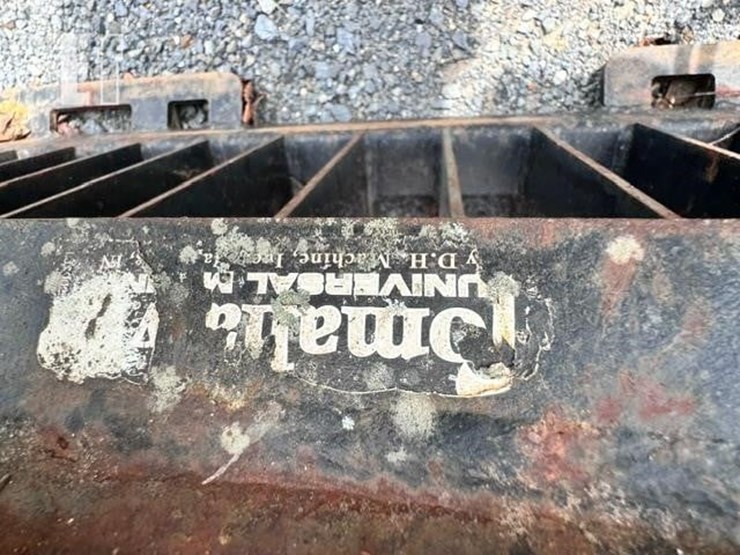 dh-machine-72"-rock-grapple-bucket-image-5