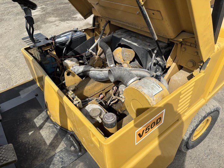 caterpillar-v50dsa-image-25