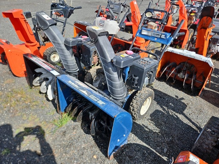 (2)-mtd-snow-blowers-image-1
