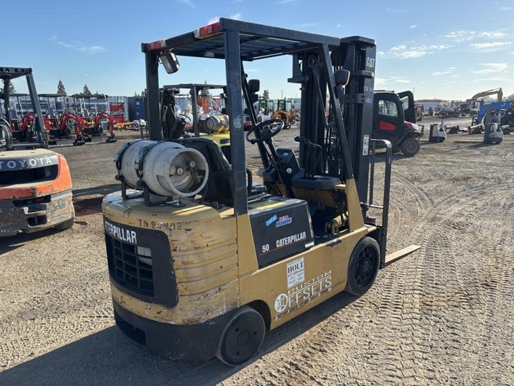 caterpillar-gc25-image-3