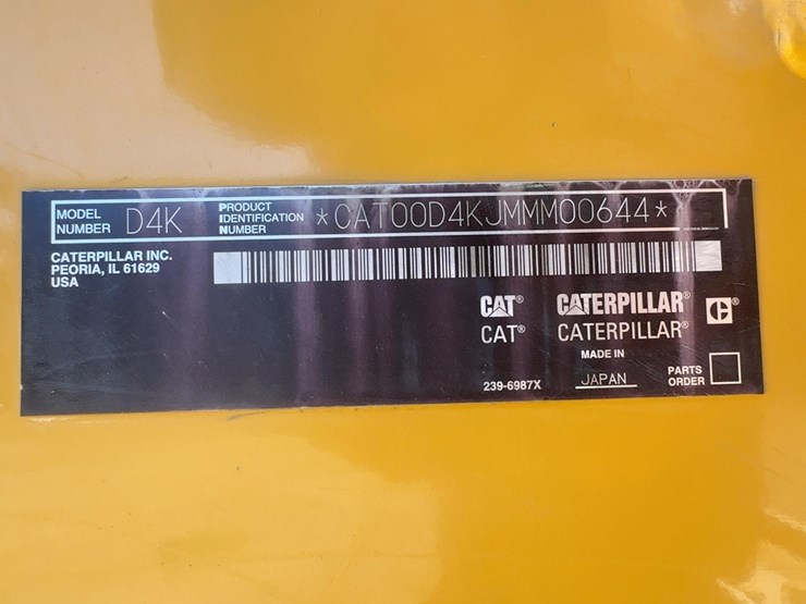 2011-caterpillar-d4k-xl-image-40