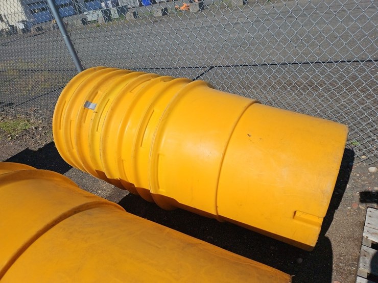 quantity-of-crash-barrels-image-4