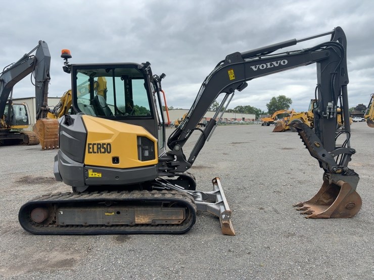 2021-volvo-ecr50f-mini-excavator-image-6