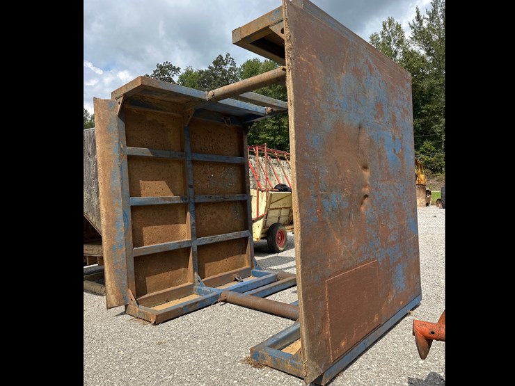 #91-•-trench-box-image-2