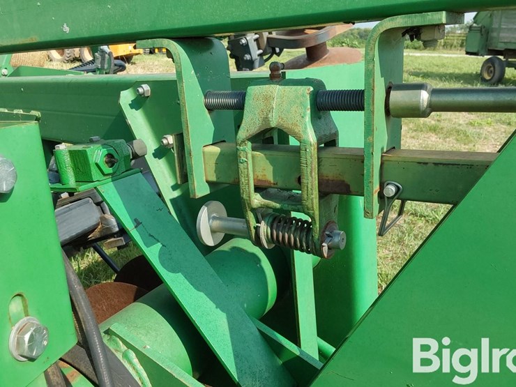 john-deere-726-image-20