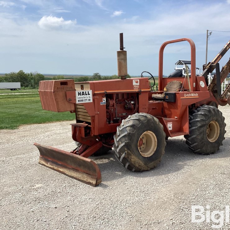 DITCH WITCH 7510
