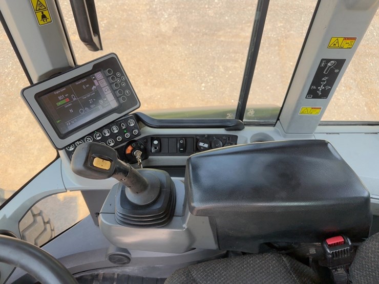 2016-caterpillar-938m-image-25