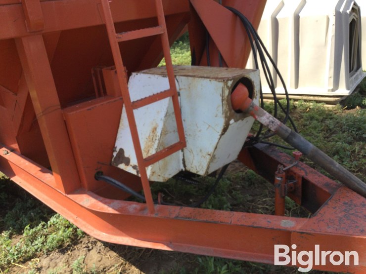 united-farm-tools-444-image-13
