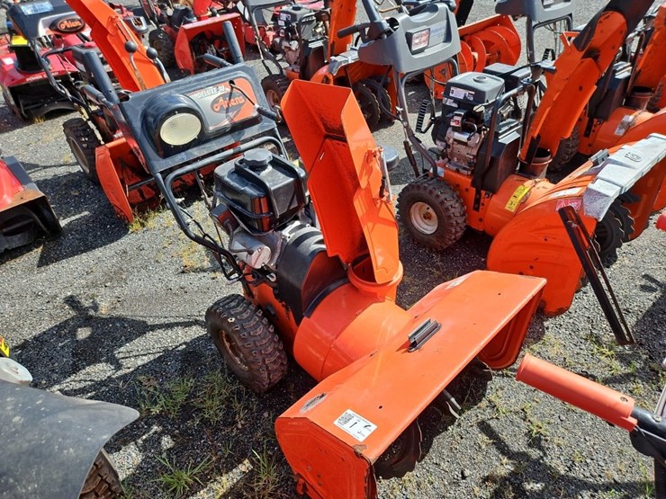 ariens-deluxe-30-snow-blower-image-2