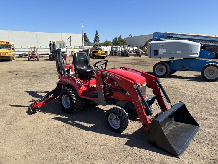 2017-massey-ferguson-gc1710-image-2