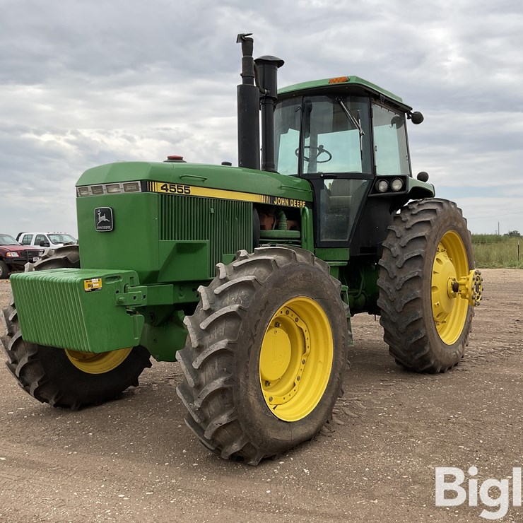 1990 JOHN DEERE 4555