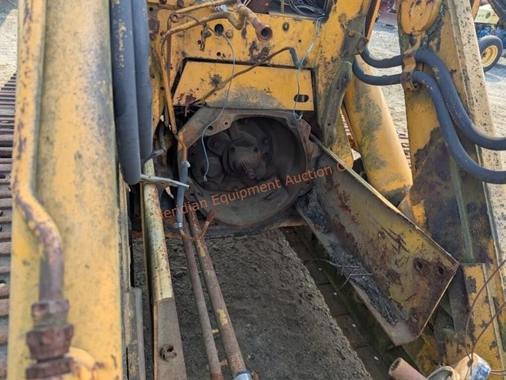 john-deere-350-image-40