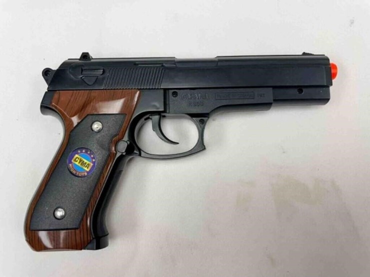 cyma-plastic-ball-pistol-image-1