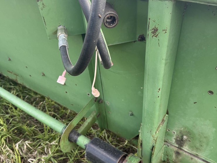 john-deere-224-image-6