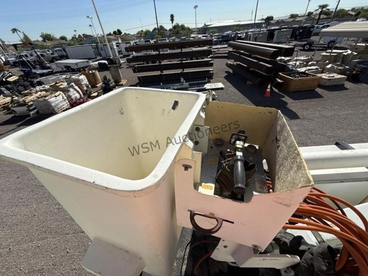 2000-international-4800-image-11