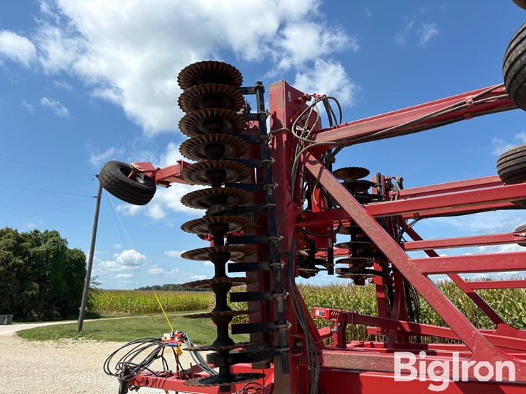 2013-kuhn-krause-8000-40-image-14