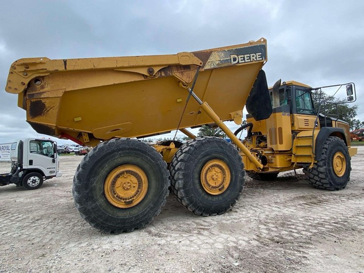 2015-deere-410e-image-4