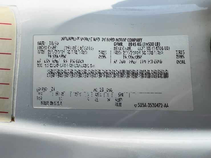 2017-ford-f550-xl-image-41