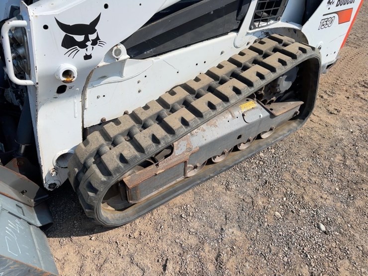 2019-bobcat-t590-image-16