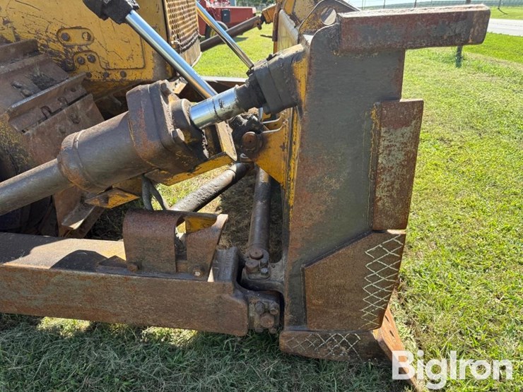 1977-caterpillar-d7g-image-19
