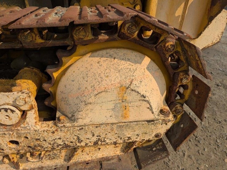 john-deere-350-image-33
