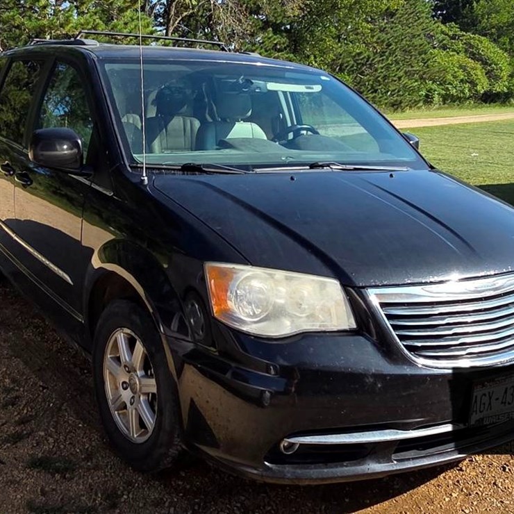 2013 CHRYSLER TOWN & COUNTRY