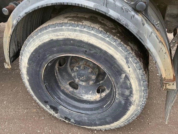 2000-ford-f750-sd-image-9
