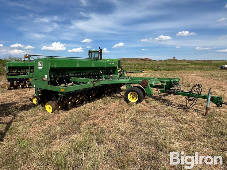 john-deere-750-image-3