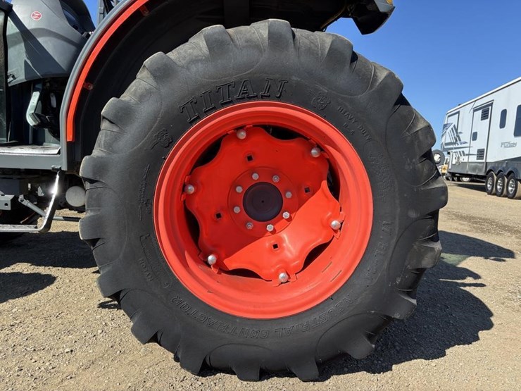 2019-kubota-mx5400-image-13