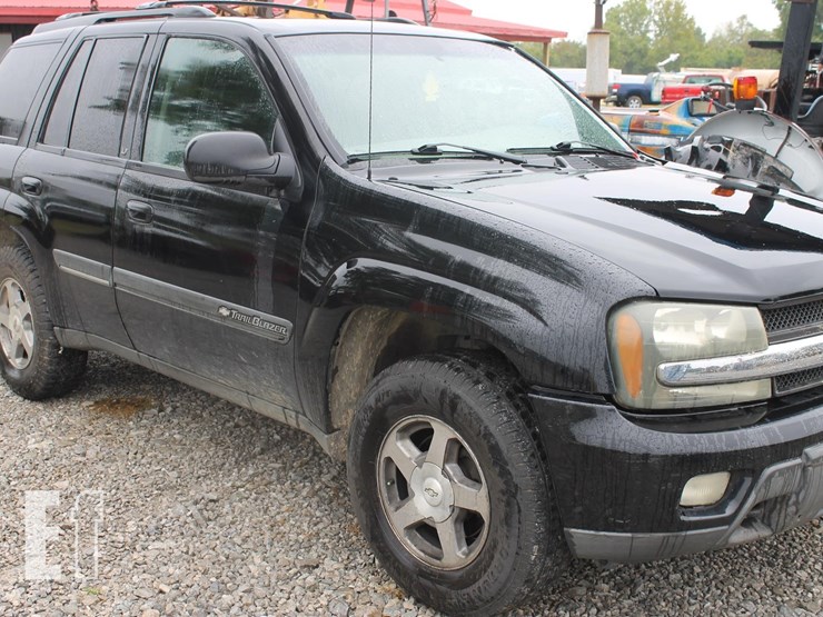 2002-chevrolet-trailblazer-image-3