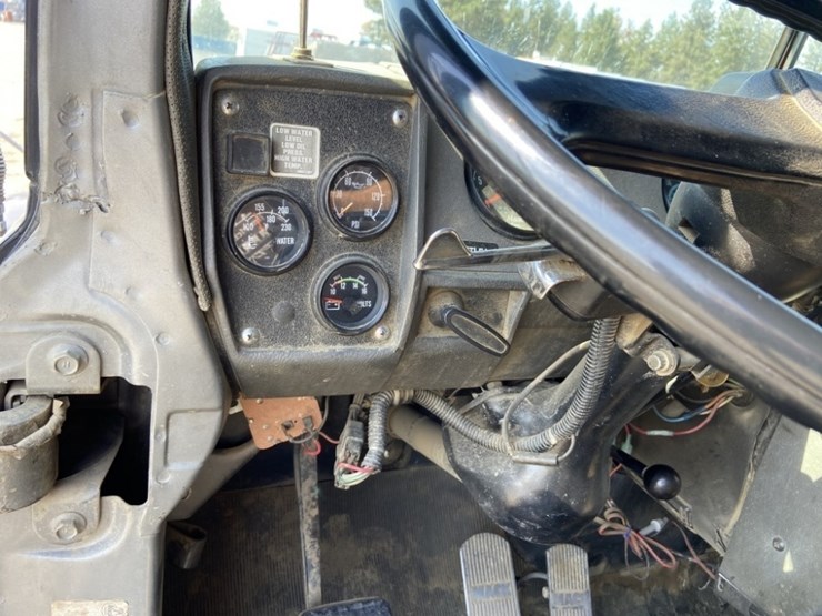 1988-mack-rd686s-image-19