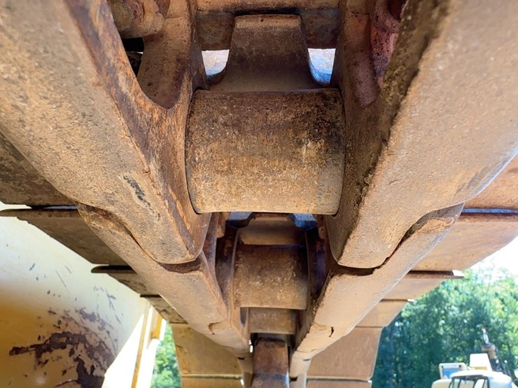 2011-caterpillar-d4k-xl-image-24